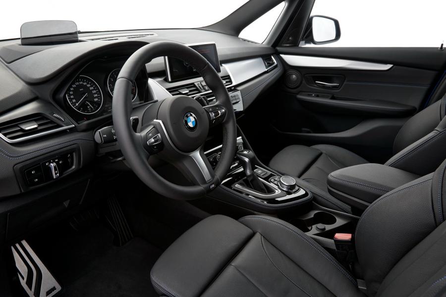  BMW 220i Gran Tourer M Sport Package 2015 года  (фото 19 из 32)